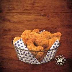 Alas de pollo al estilo...